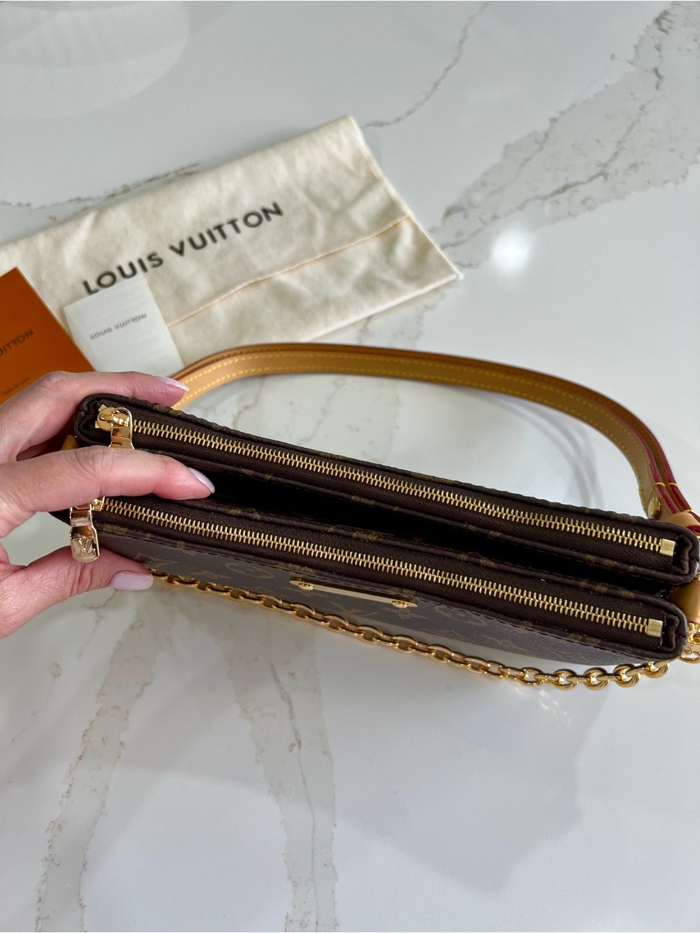 Louis Vuitton Brown Monogram Canvas Shoulder Bag with Gold Chain - Picture 6 of 12